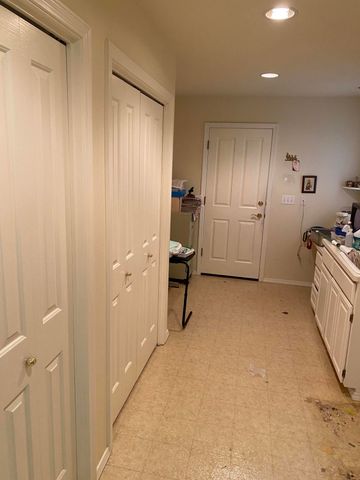 2954 Wilkshire Drive, Medford, OR 97504