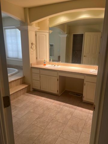 2954 Wilkshire Drive, Medford, OR 97504