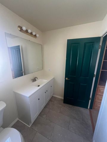 2954 Wilkshire Drive, Medford, OR 97504