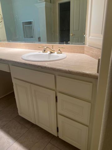 2954 Wilkshire Drive, Medford, OR 97504