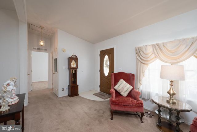325 HIDDEN SPRINGS DR, Souderton, PA 18964