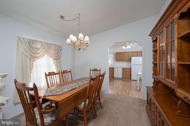 325 HIDDEN SPRINGS DR, Souderton, PA 18964
