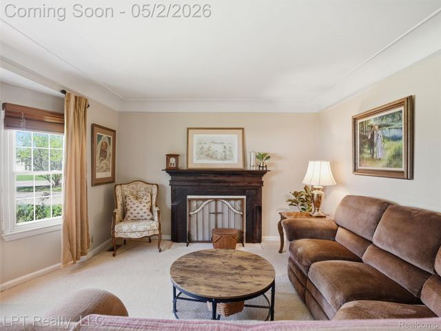 128 Becker Drive, Brighton, MI 48116