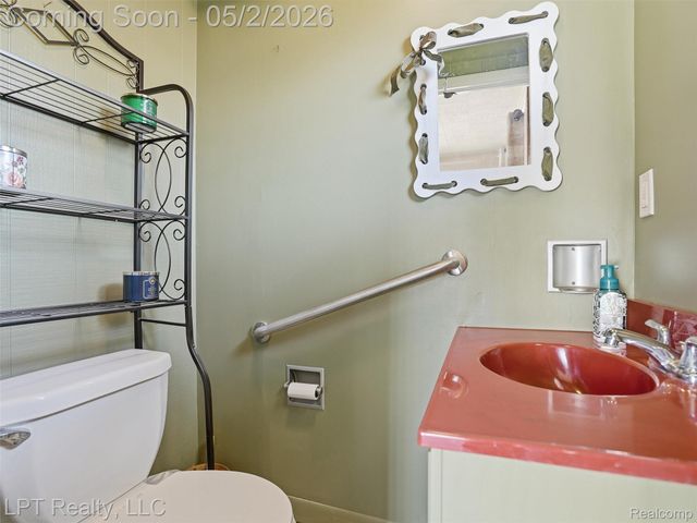 128 Becker Drive, Brighton, MI 48116
