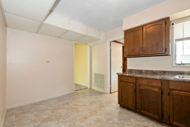 417 Lakewood Boulevard, Park Forest, IL 60466