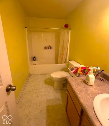 7340 Graymont Drive, Indianapolis, IN 46221