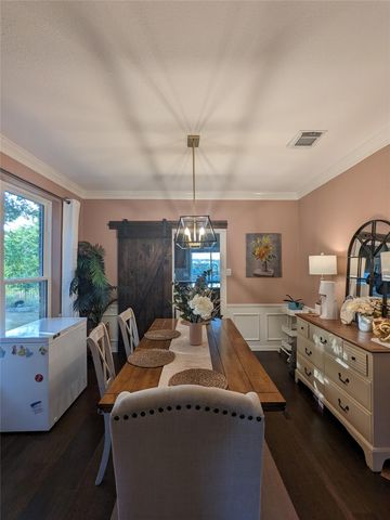 10000 Planters Woods DR, Austin, TX 78730