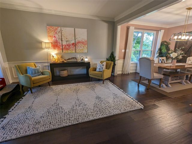 10000 Planters Woods DR, Austin, TX 78730
