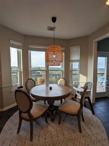 10000 Planters Woods DR, Austin, TX 78730