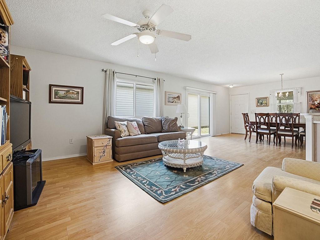 Image 10 of property listing at 2632 MONCAYO AVENUE, The Villages, FL 32162