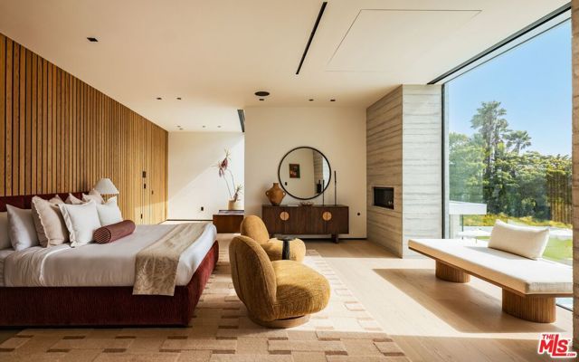 6889 Dume Drive, Malibu, CA 90265