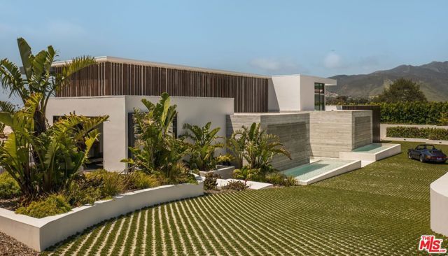 6889 Dume Drive, Malibu, CA 90265