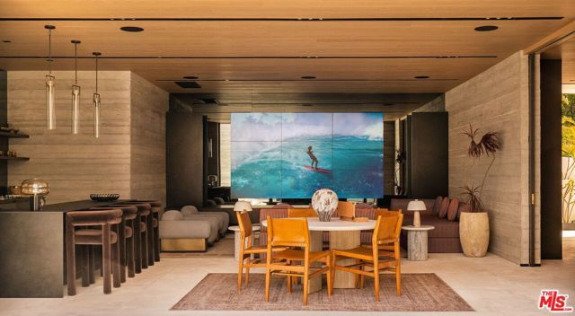 6889 Dume Drive, Malibu, CA 90265