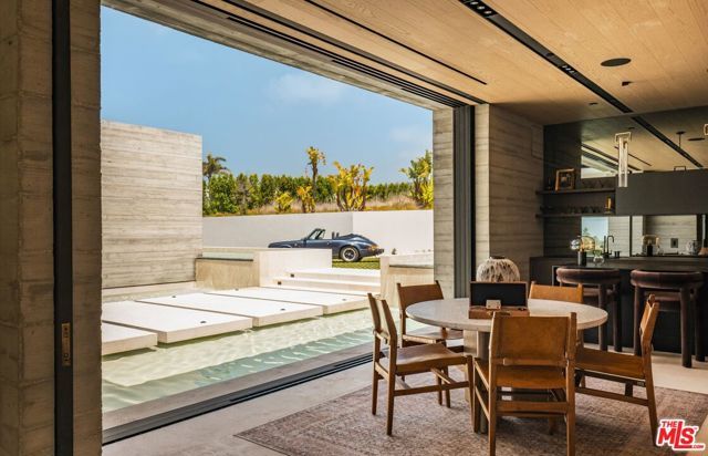 6889 Dume Drive, Malibu, CA 90265