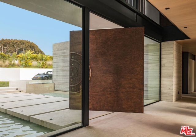 6889 Dume Drive, Malibu, CA 90265