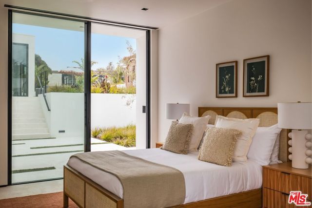 6889 Dume Drive, Malibu, CA 90265