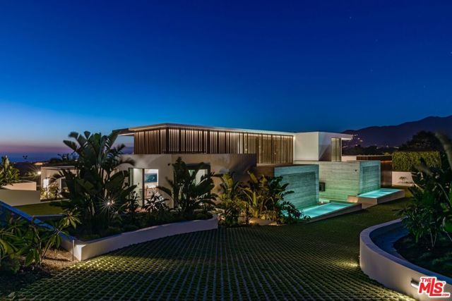 6889 Dume Drive, Malibu, CA 90265