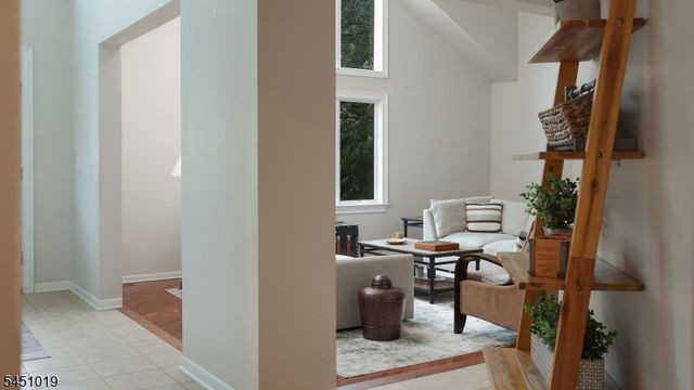 8 Cayuga Way, Bernards Twp., NJ 07920