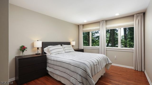 8 Cayuga Way, Bernards Twp., NJ 07920