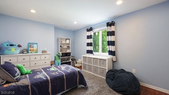 8 Cayuga Way, Bernards Twp., NJ 07920