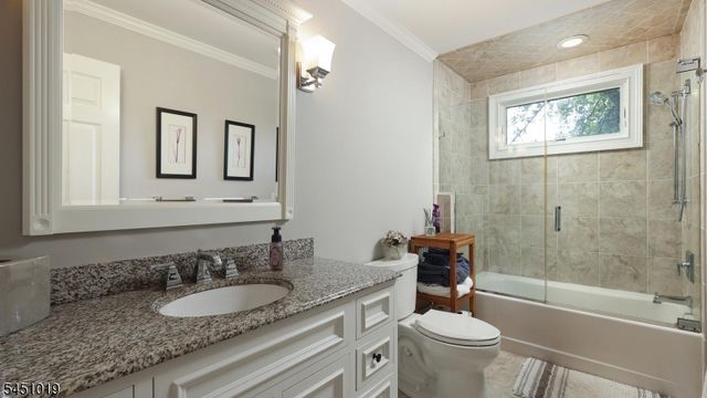 8 Cayuga Way, Bernards Twp., NJ 07920