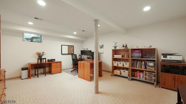 8 Cayuga Way, Bernards Twp., NJ 07920
