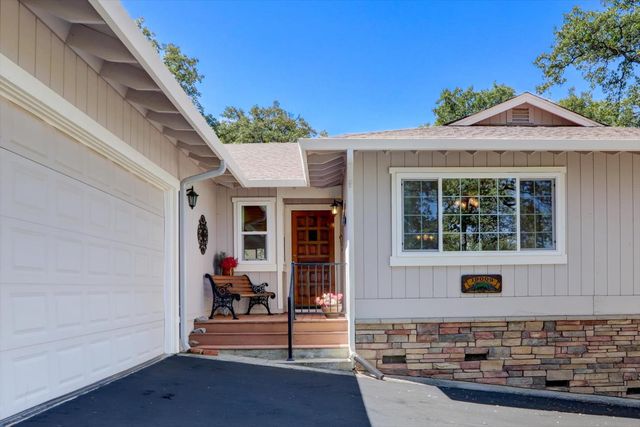 19009 Swallow Way, Penn Valley, CA 95946