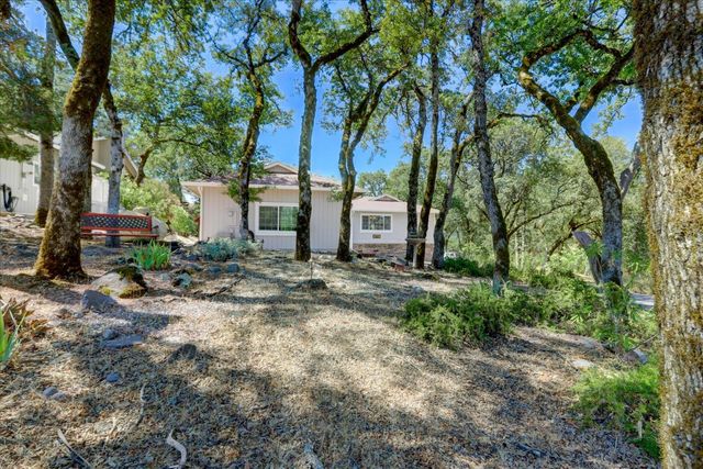 19009 Swallow Way, Penn Valley, CA 95946