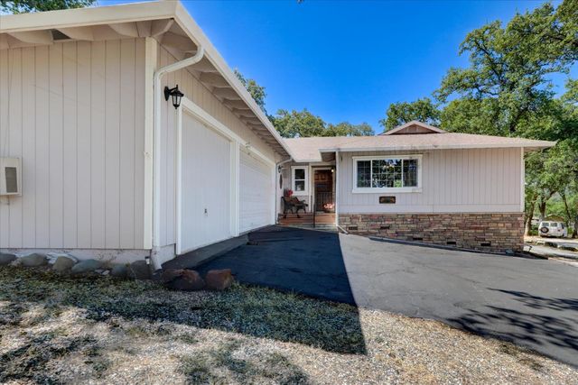 19009 Swallow Way, Penn Valley, CA 95946