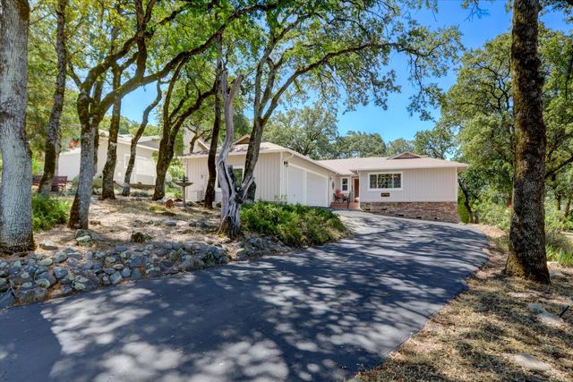 19009 Swallow Way, Penn Valley, CA 95946