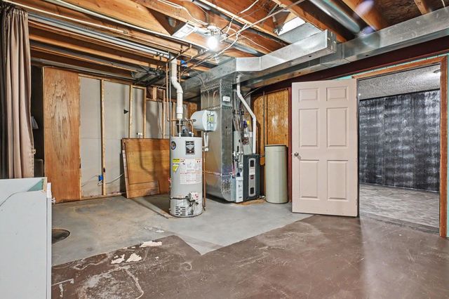 3002 N 350 E, Rolling Prairie, IN 46371