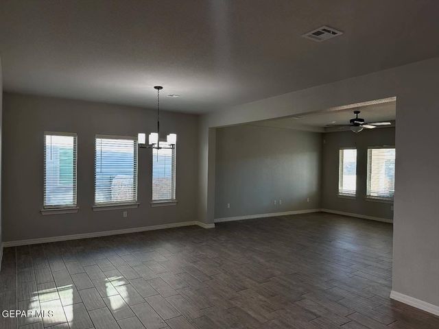 740 Plains Blackfoot Drive, Socorro, TX 79927