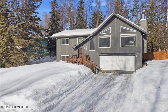 9607 St George Circle, Eagle River, AK 99577