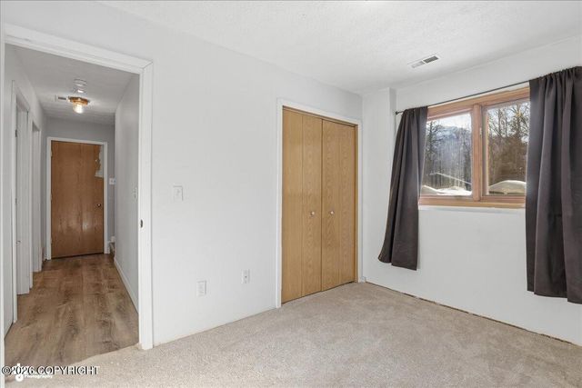 9607 St George Circle, Eagle River, AK 99577