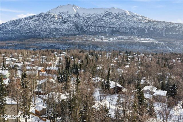 9607 St George Circle, Eagle River, AK 99577