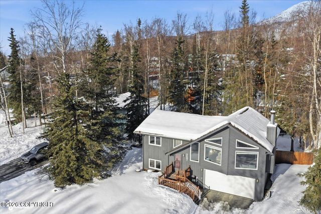 9607 St George Circle, Eagle River, AK 99577