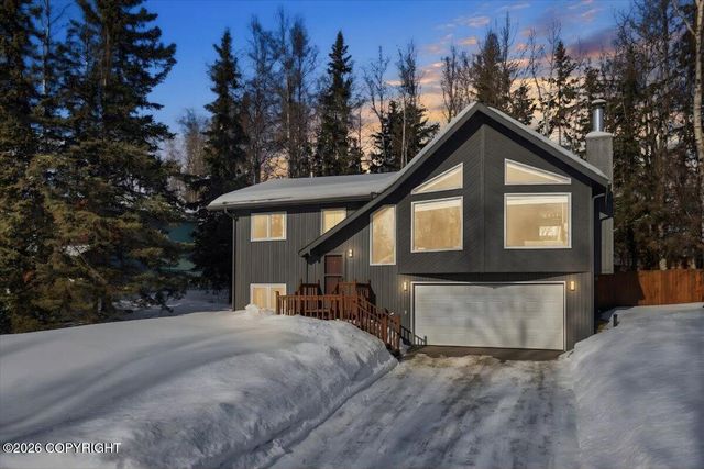 9607 St George Circle, Eagle River, AK 99577