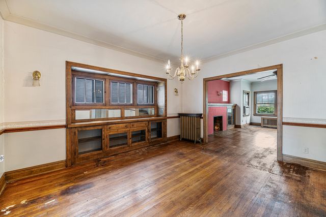 209 Le Moyne Parkway, Oak Park, IL 60302