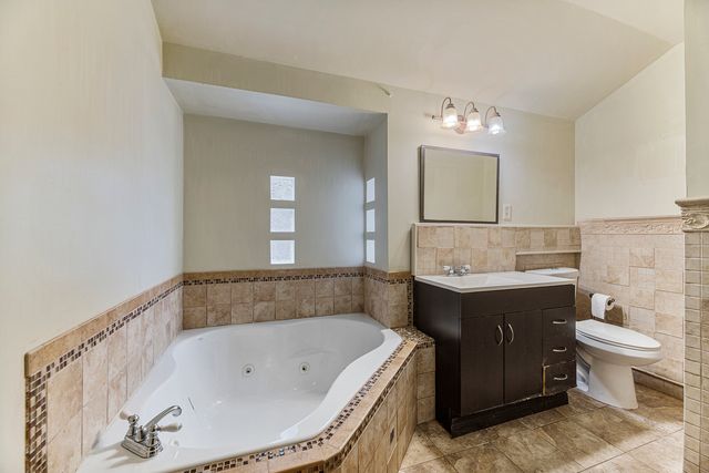 209 Le Moyne Parkway, Oak Park, IL 60302