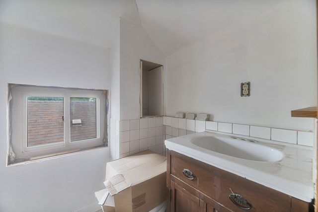 209 Le Moyne Parkway, Oak Park, IL 60302