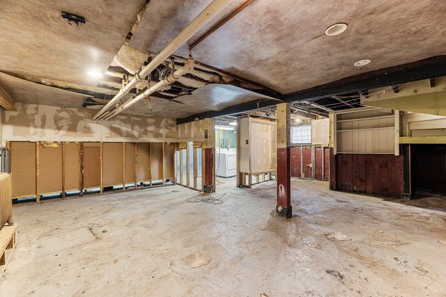 209 Le Moyne Parkway, Oak Park, IL 60302