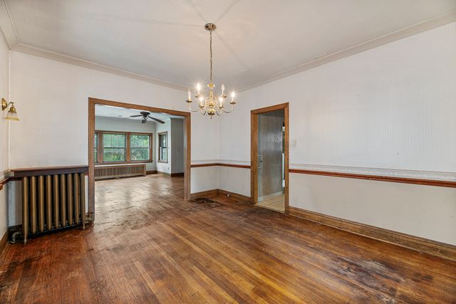 209 Le Moyne Parkway, Oak Park, IL 60302