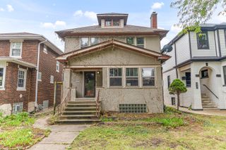 209 Le Moyne Parkway, Oak Park, IL 60302