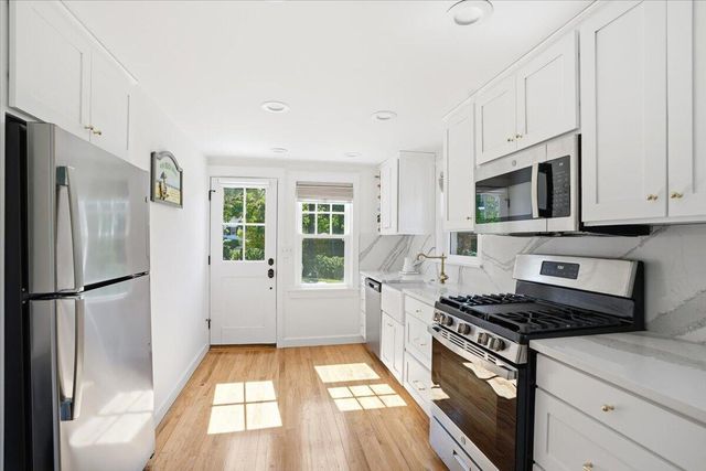 79 Cranberry Lane, Chatham, MA 02633