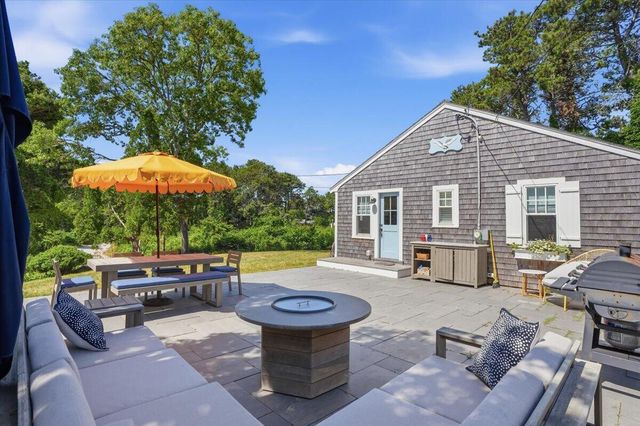 79 Cranberry Lane, Chatham, MA 02633