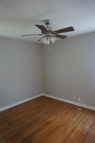 2121 N Alexander Street, Sherman, TX 75092