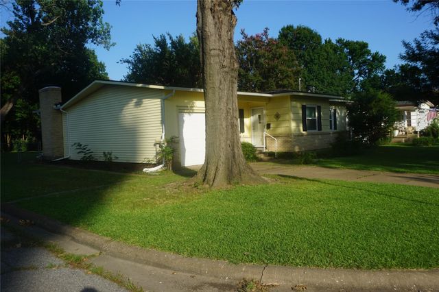 2121 N Alexander Street, Sherman, TX 75092