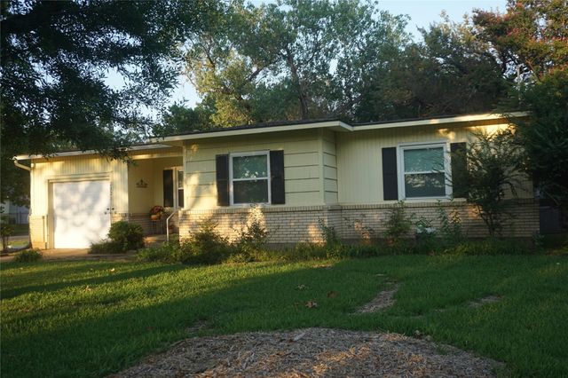 2121 N Alexander Street, Sherman, TX 75092
