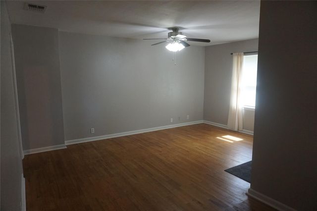 2121 N Alexander Street, Sherman, TX 75092