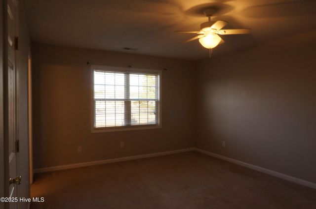 302 Rack Lane, Hubert, NC 28539